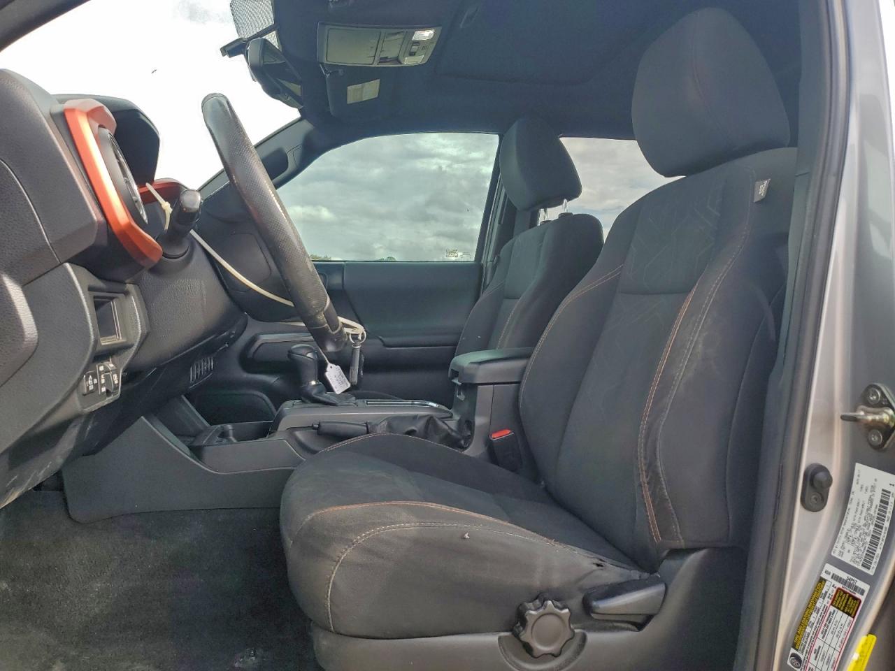 TOYOTA TACOMA DOUBLE CAB