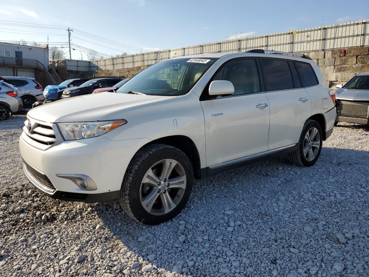 TOYOTA HIGHLANDER LIMITED