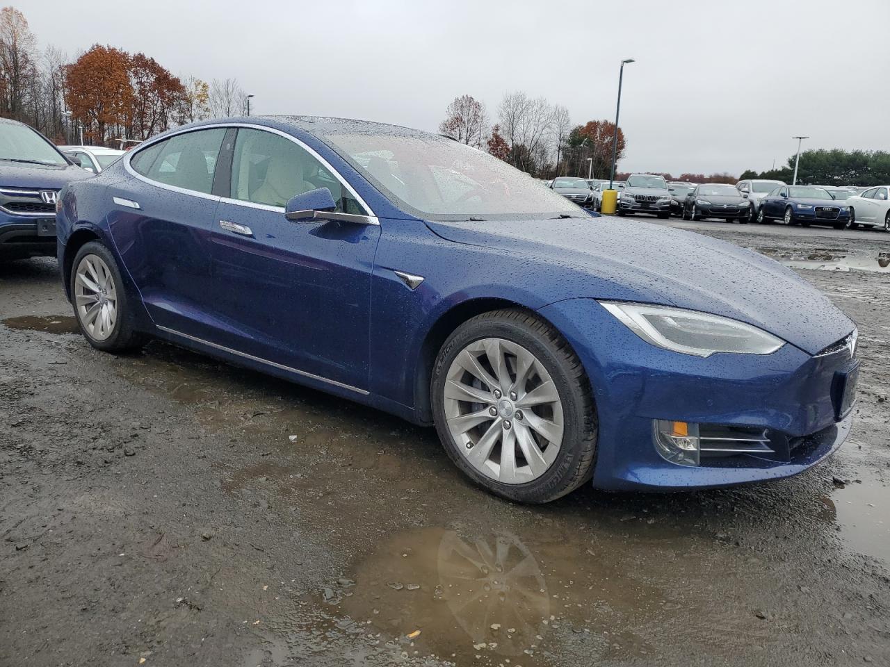 TESLA MODEL S