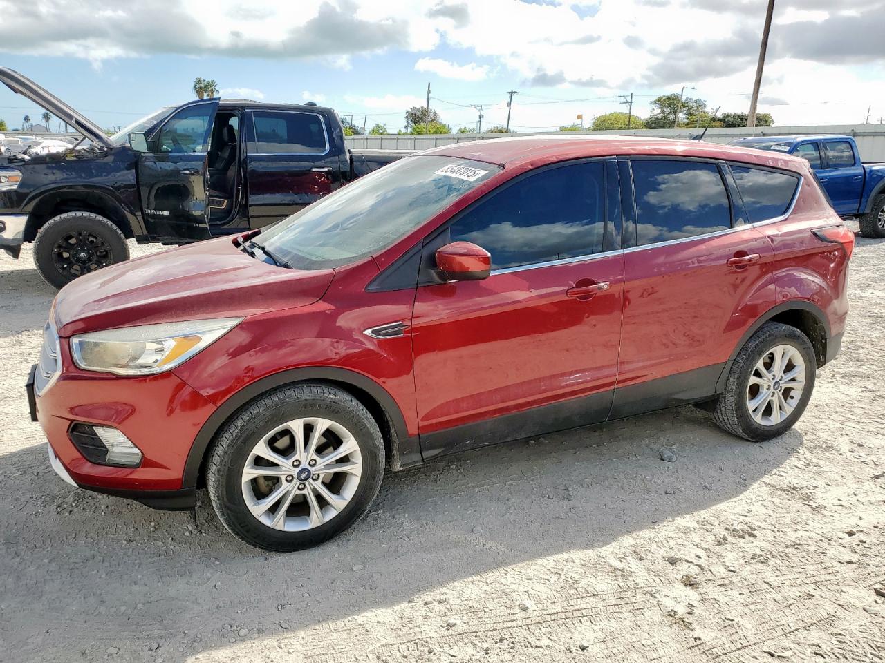 FORD ESCAPE SE