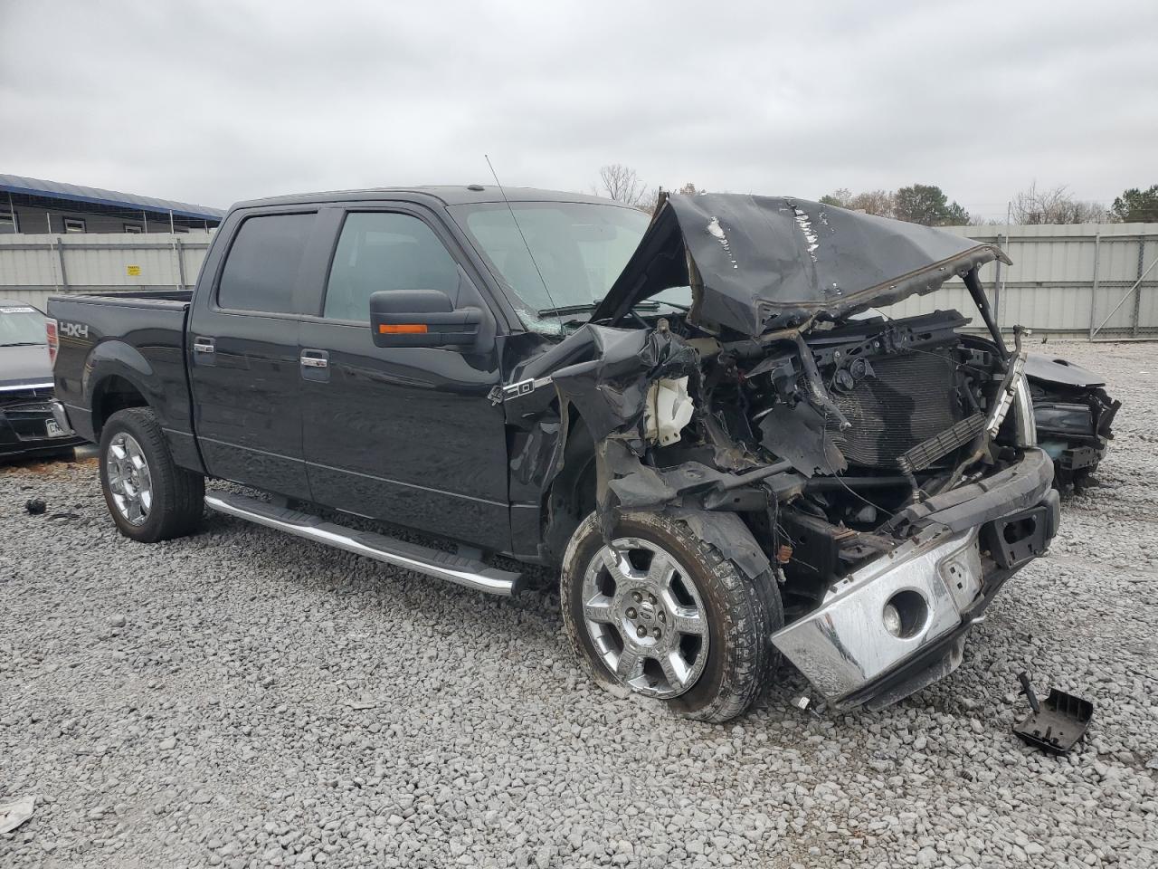 FORD F-150 SUPERCREW