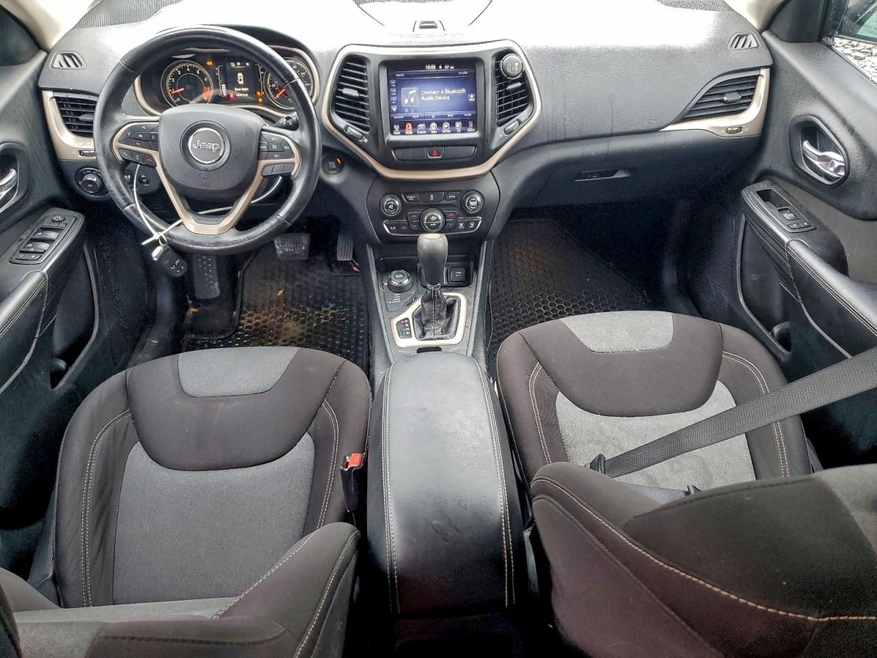 JEEP GRAND CHEROKEE LATITUDE