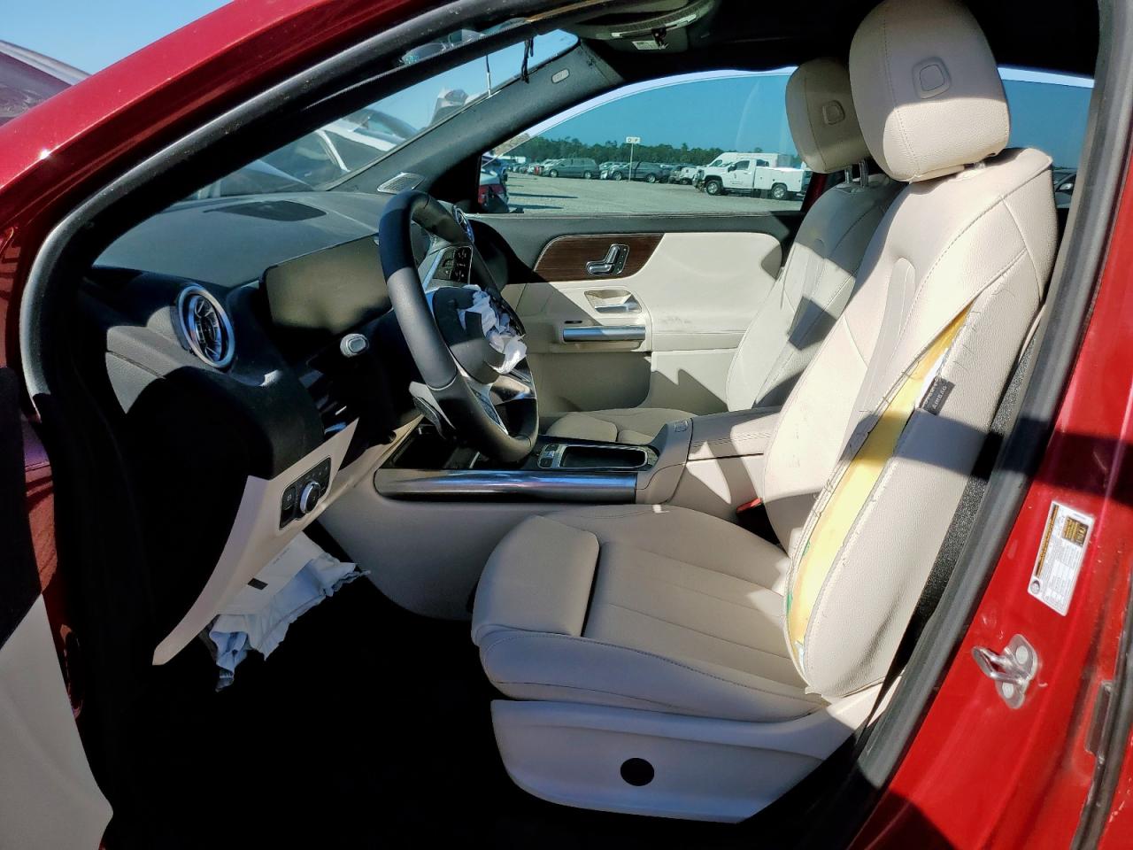 MERCEDES-BENZ GLA-CLASS 250