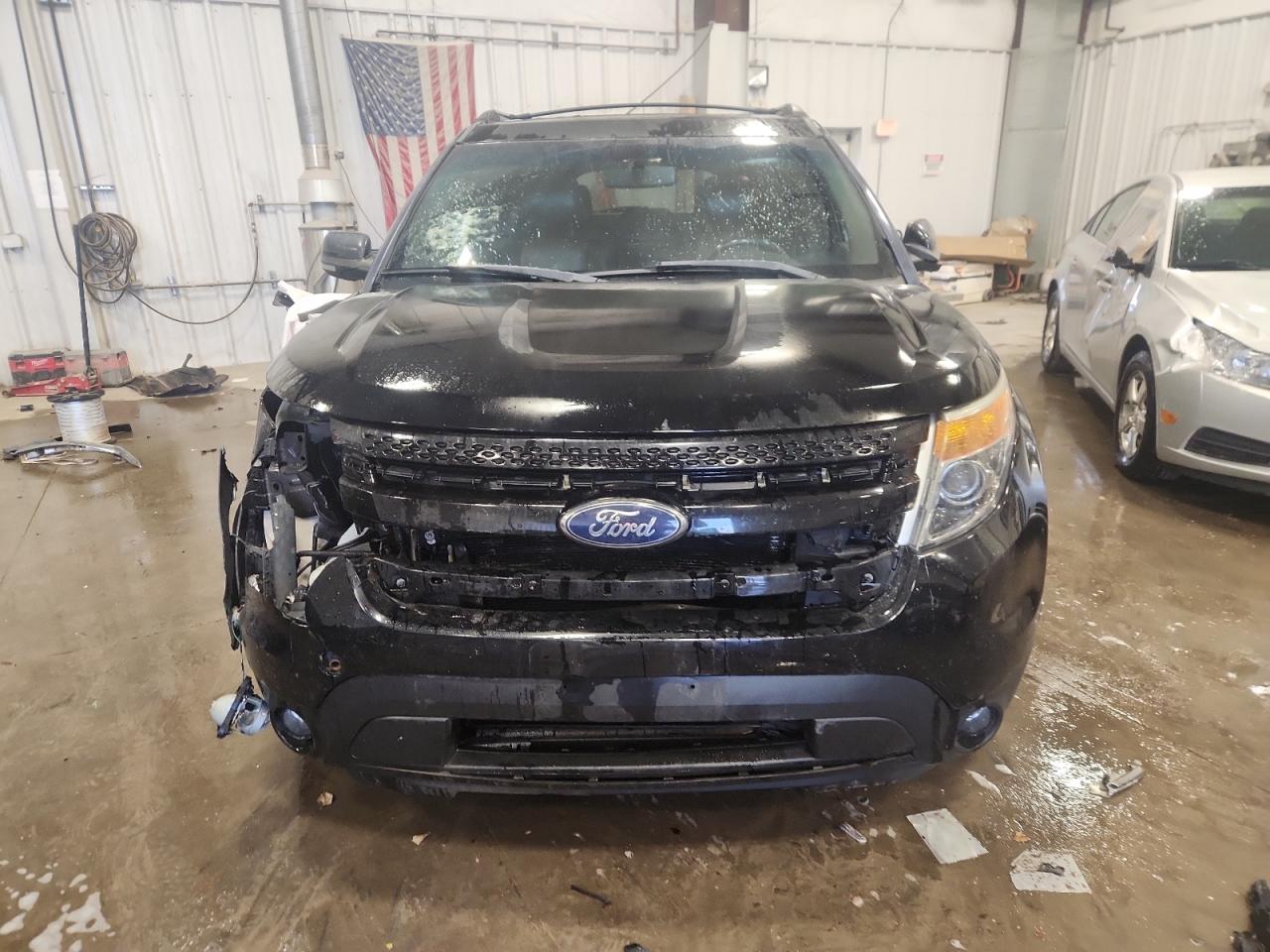 FORD EXPLORER LIMITED