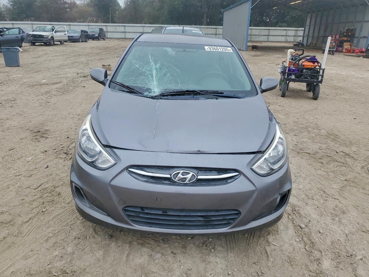 HYUNDAI ACCENT SE