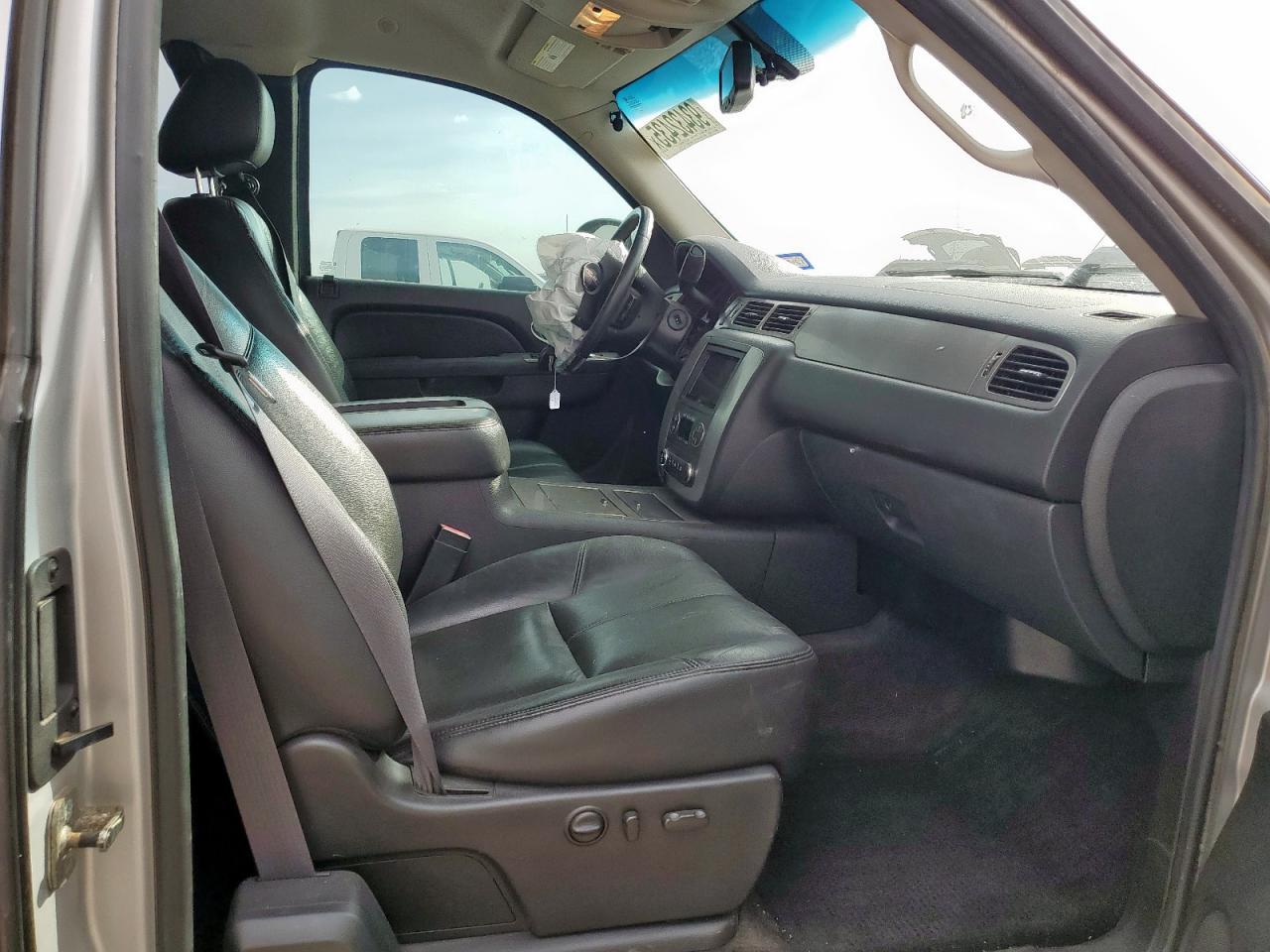 GMC SIERRA K1500 SLT