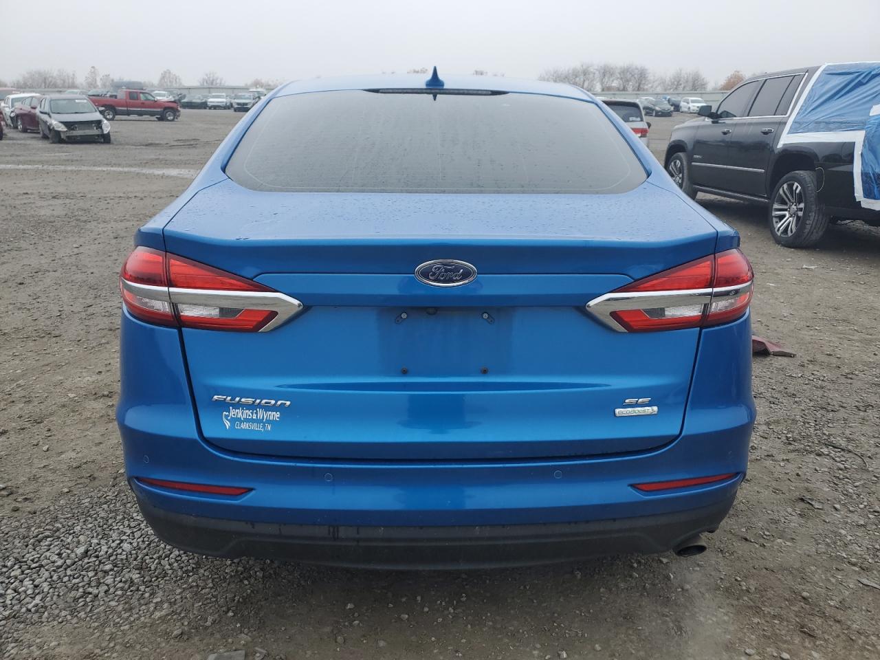 FORD FUSION SE