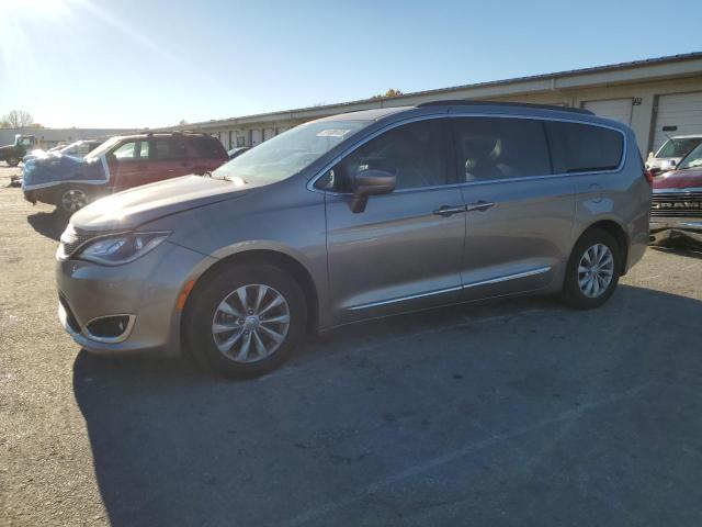 Global Auto Auctions: 2017 CHRYSLER PACIFICA T