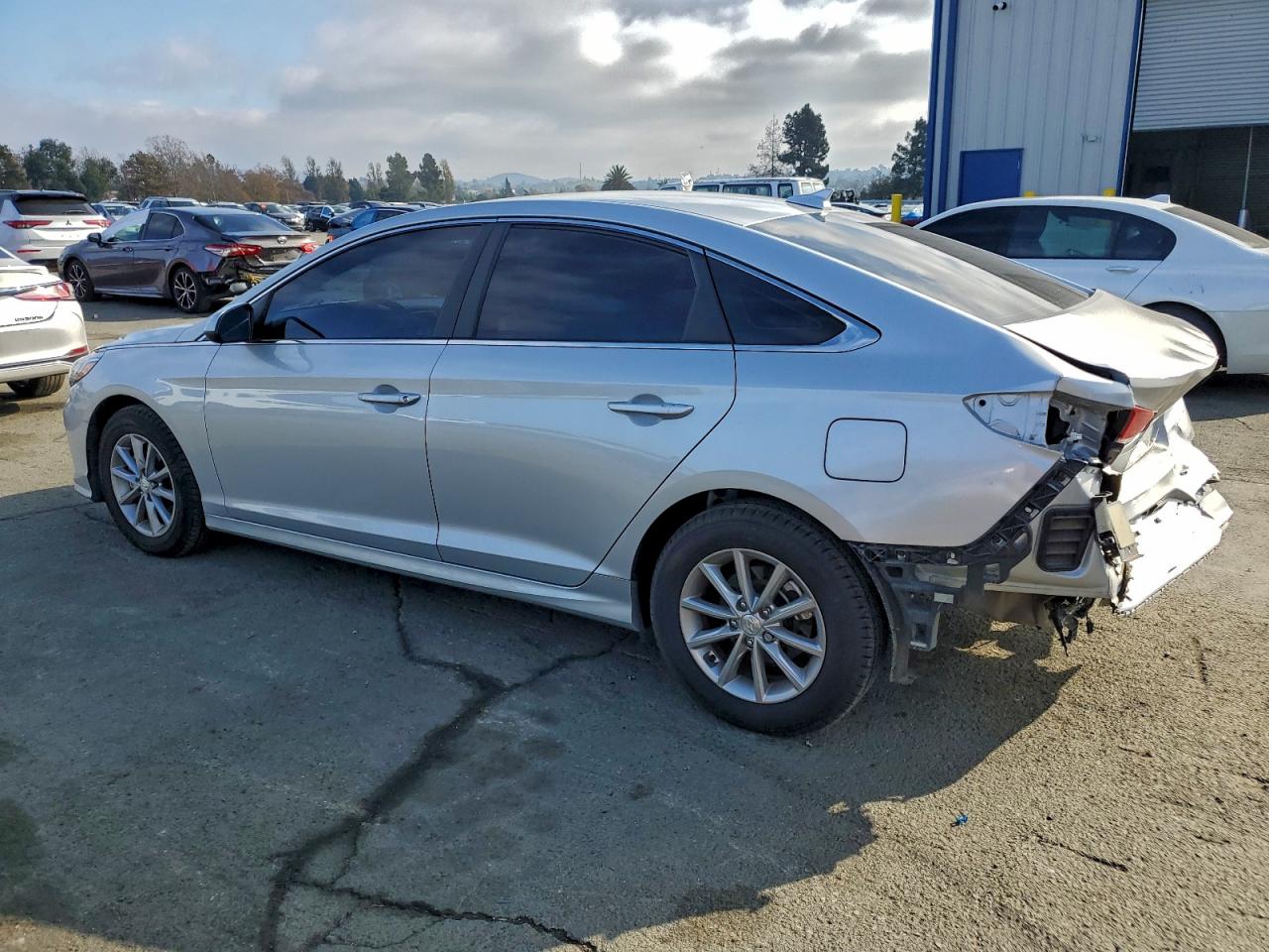 Lot #3317843012 2019 HYUNDAI SONATA SE