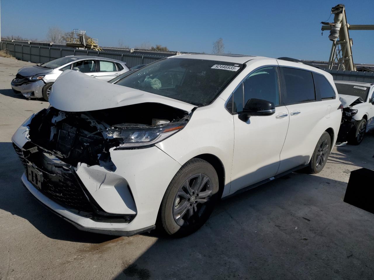 TOYOTA SIENNA XSE