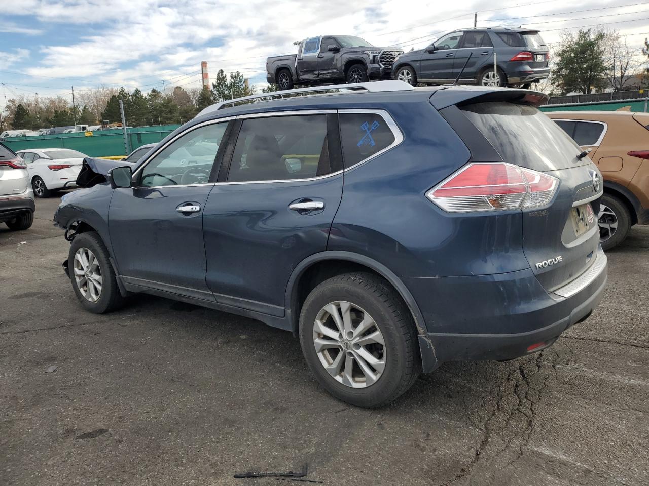 NISSAN ROGUE S