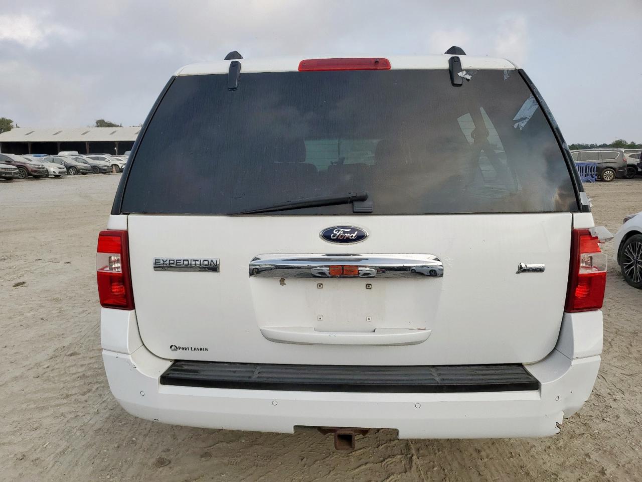 FORD EXPEDITION EL XLT