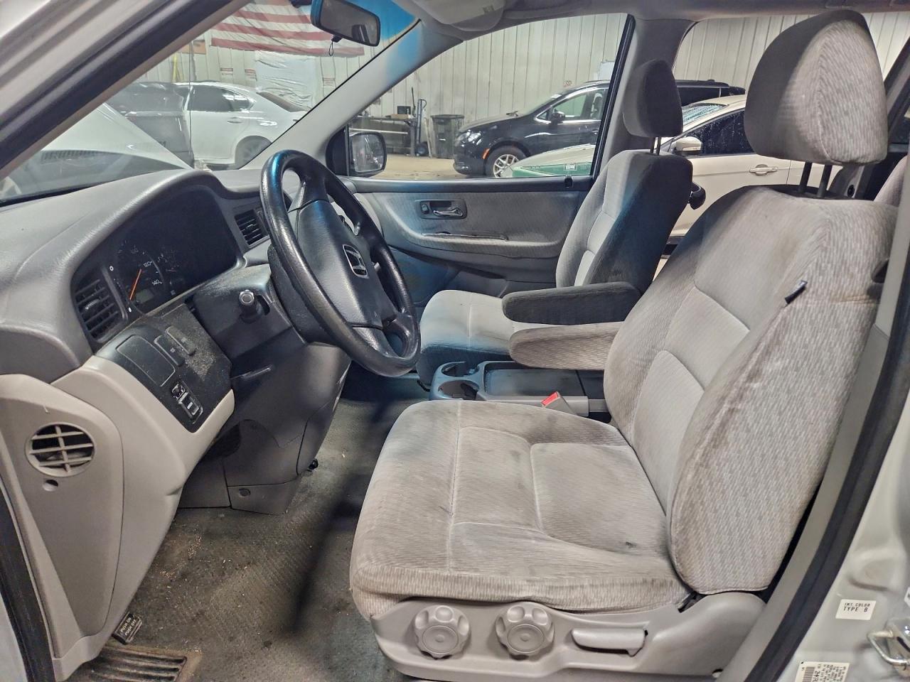 Lot #3298159273 2002 HONDA ODYSSEY LX