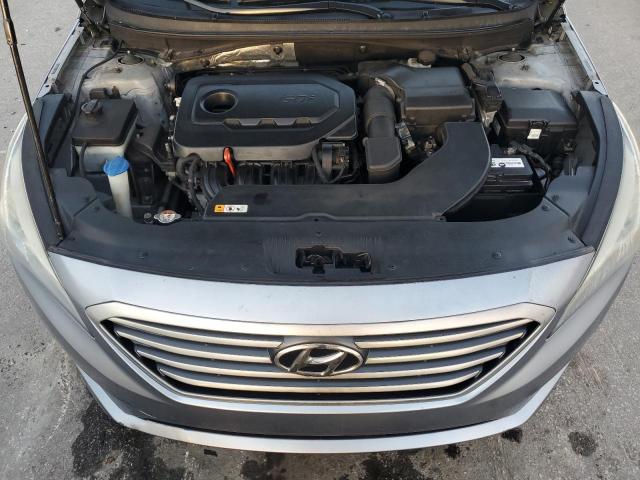 2015 HYUNDAI SONATA SE 5NPE24AF4FH027112