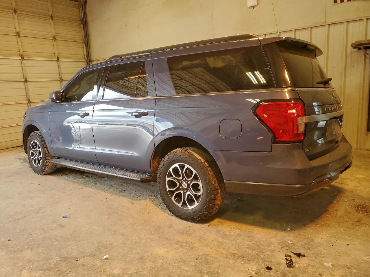 FORD EXPEDITION MAX XLT