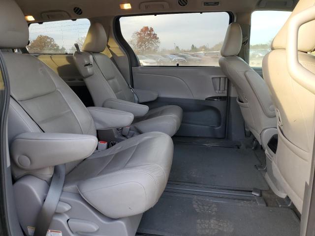2015 TOYOTA SIENNA XLE #3292313289