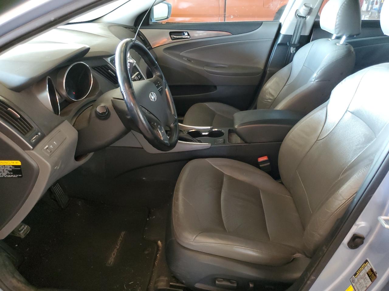 HYUNDAI SONATA HYBRID