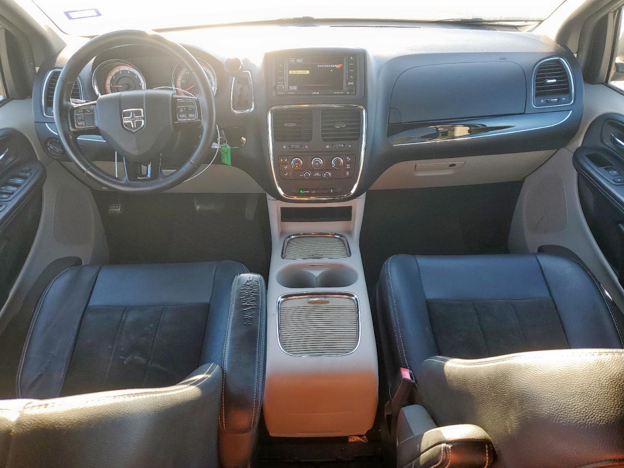 DODGE GRAND CARAVAN SXT