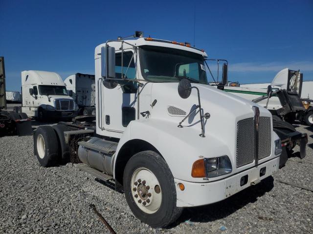 KENWORTH T300