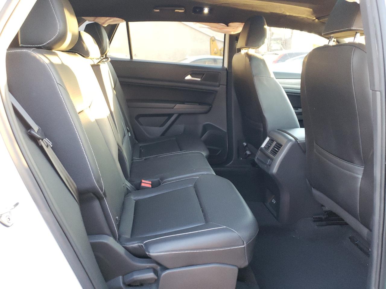 VOLKSWAGEN ATLAS CROSS SPORT SE