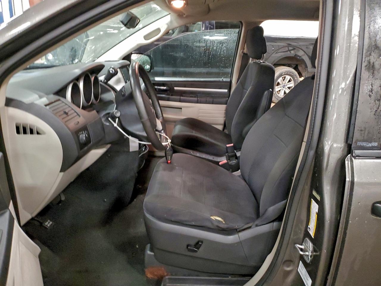 DODGE GRAND CARAVAN SE