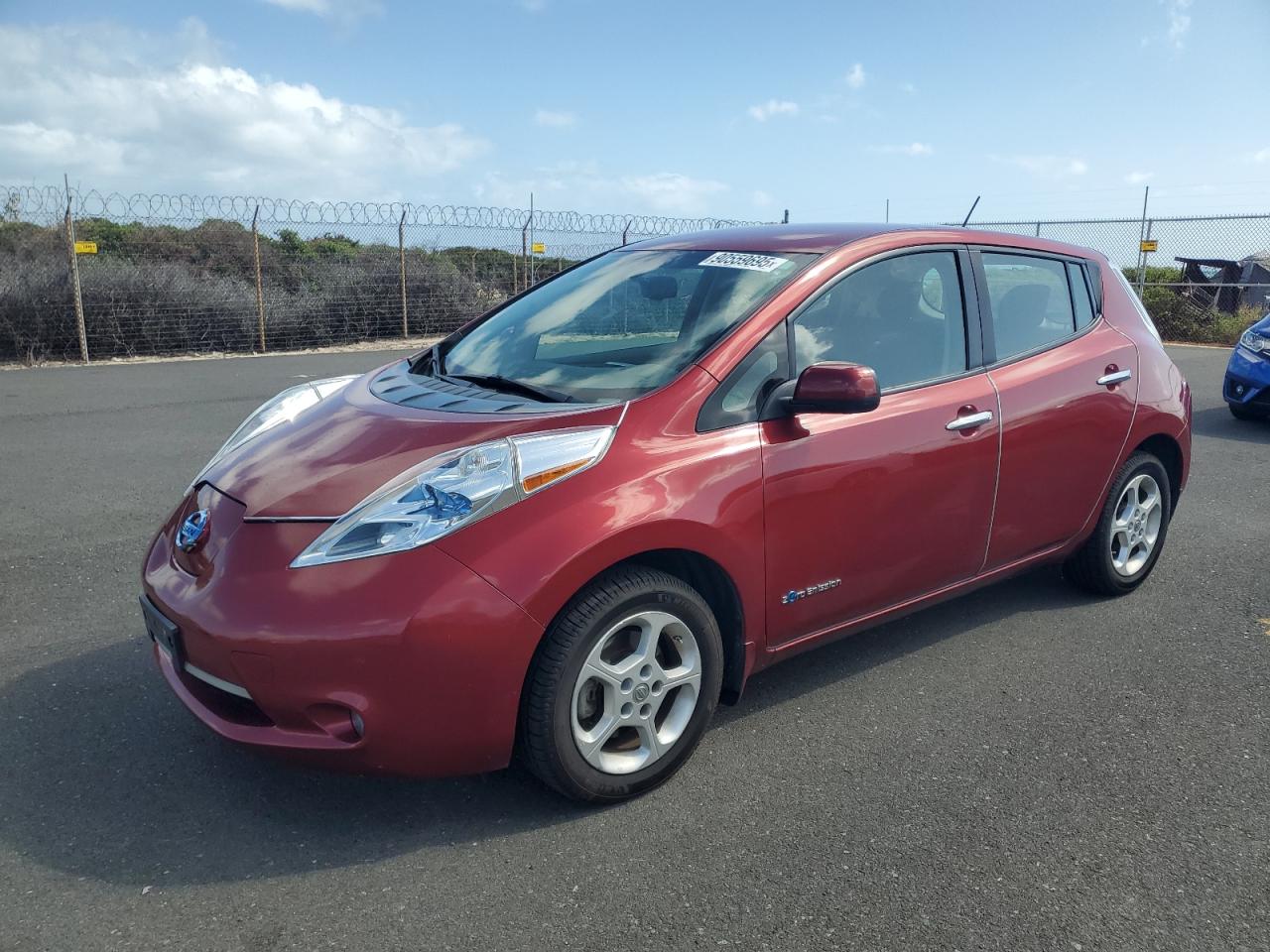 NISSAN LEAF S
