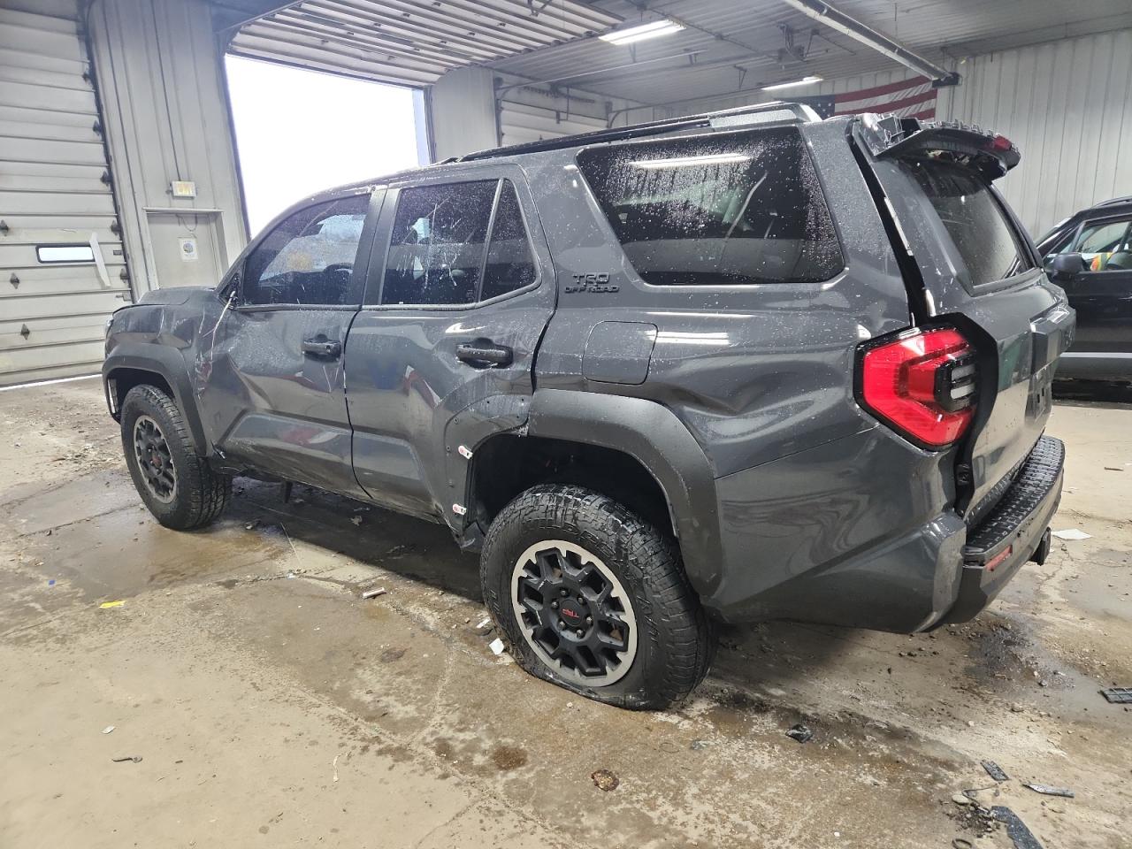 TOYOTA 4RUNNER SR5
