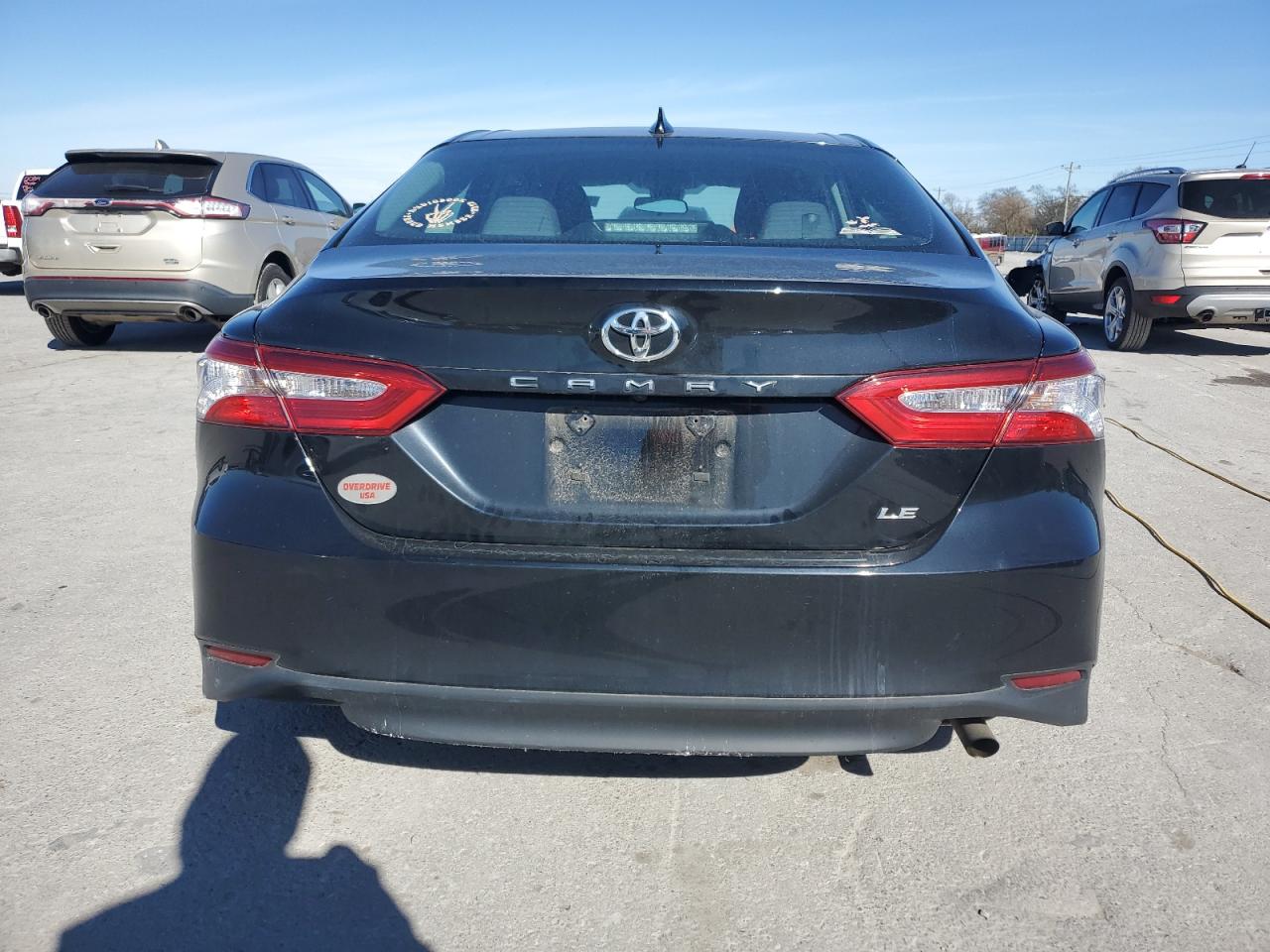 TOYOTA CAMRY LE