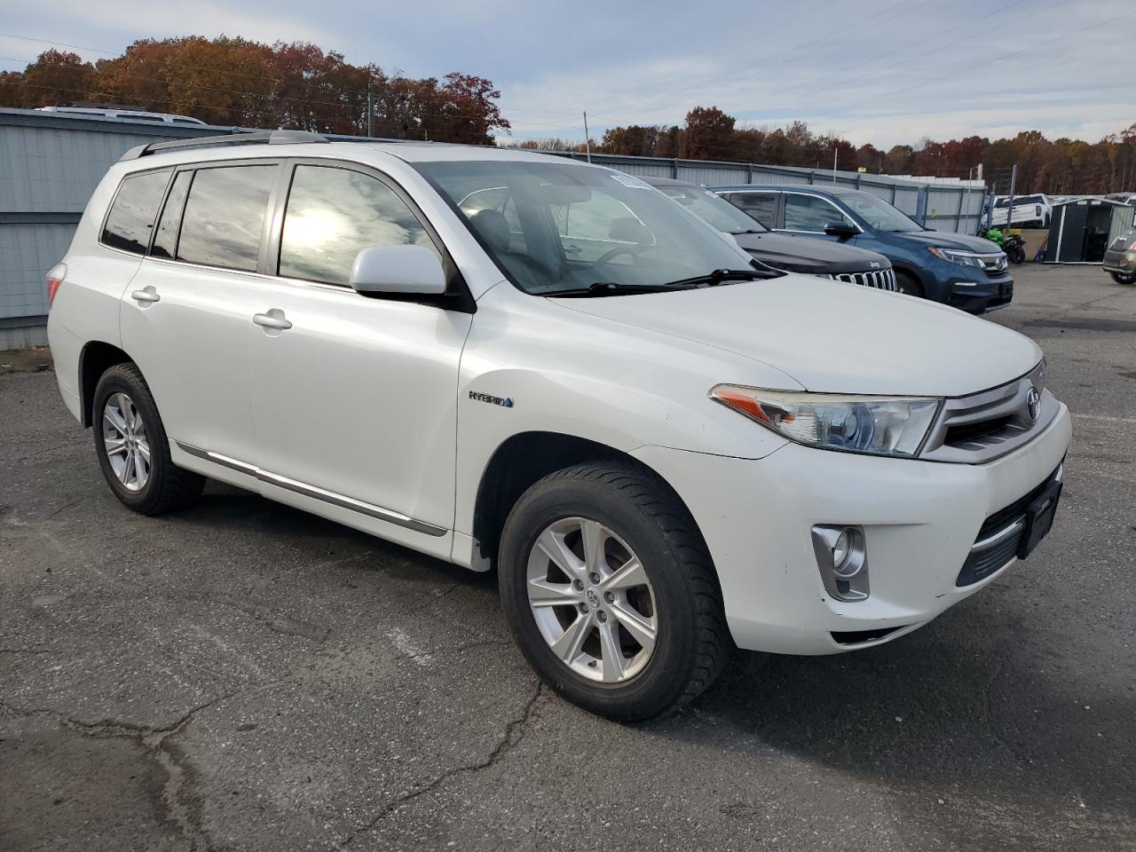 TOYOTA HIGHLANDER HYBRID