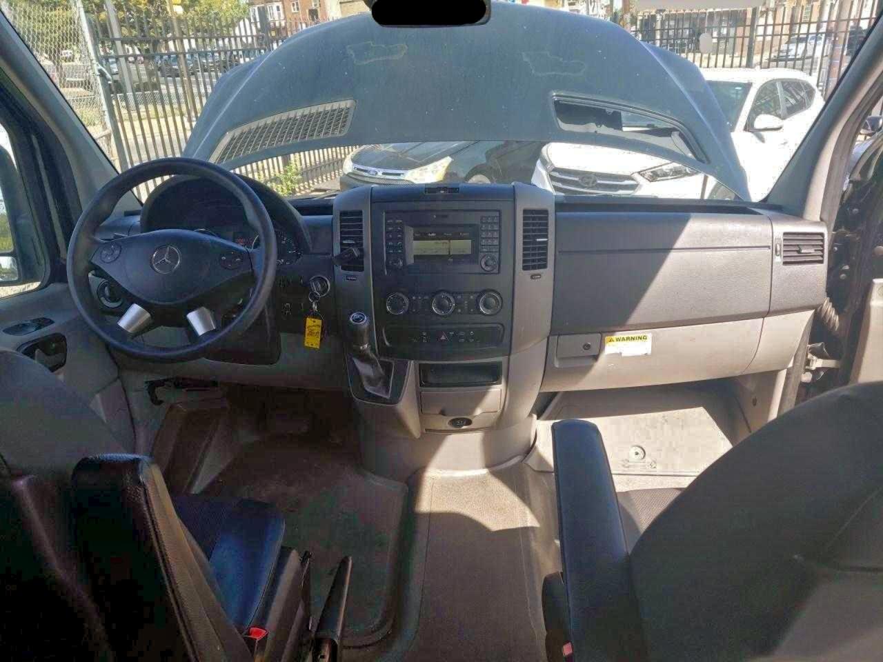 MERCEDES-BENZ SPRINTER 2500