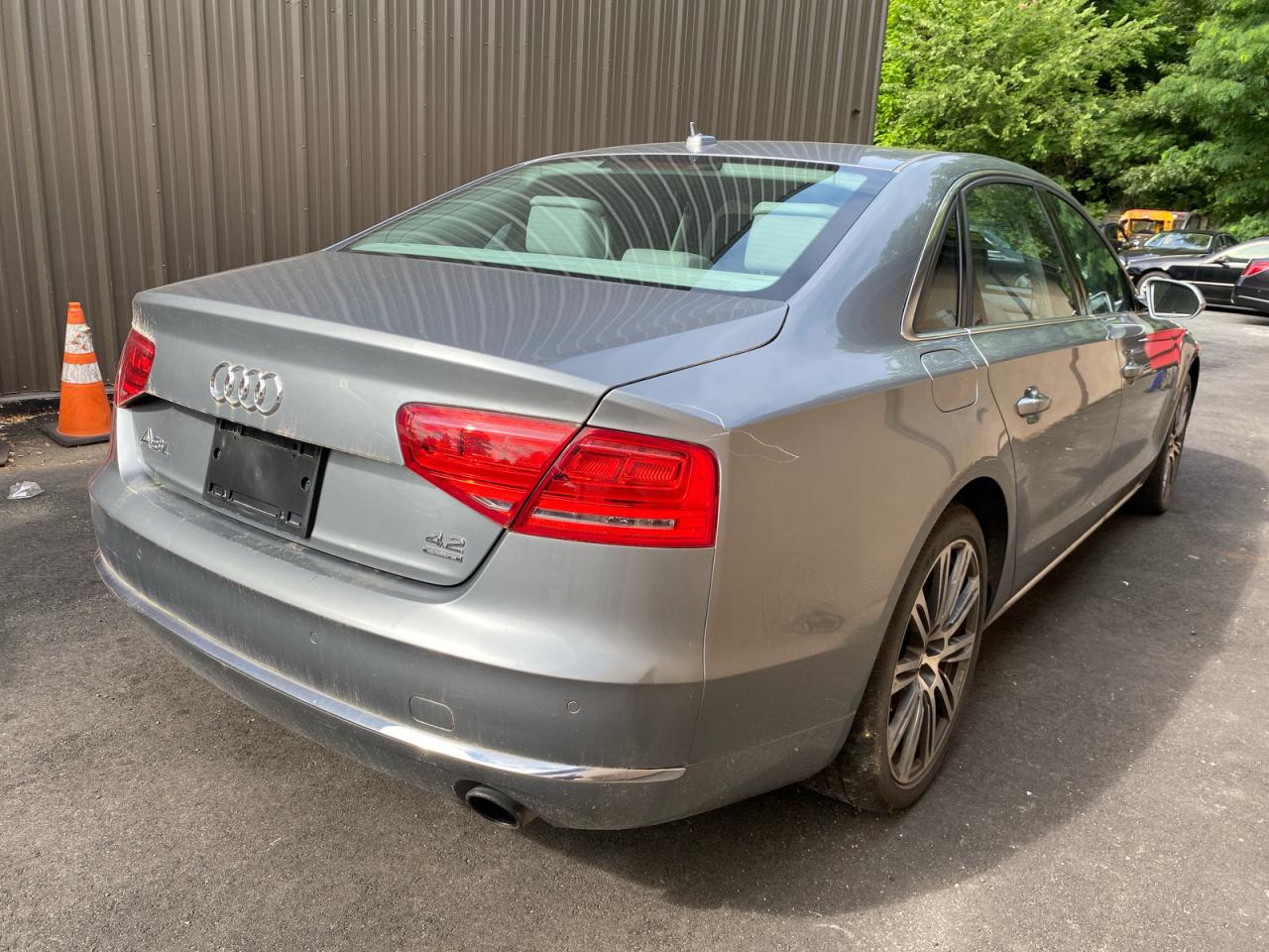 AUDI A8 L QUATTRO