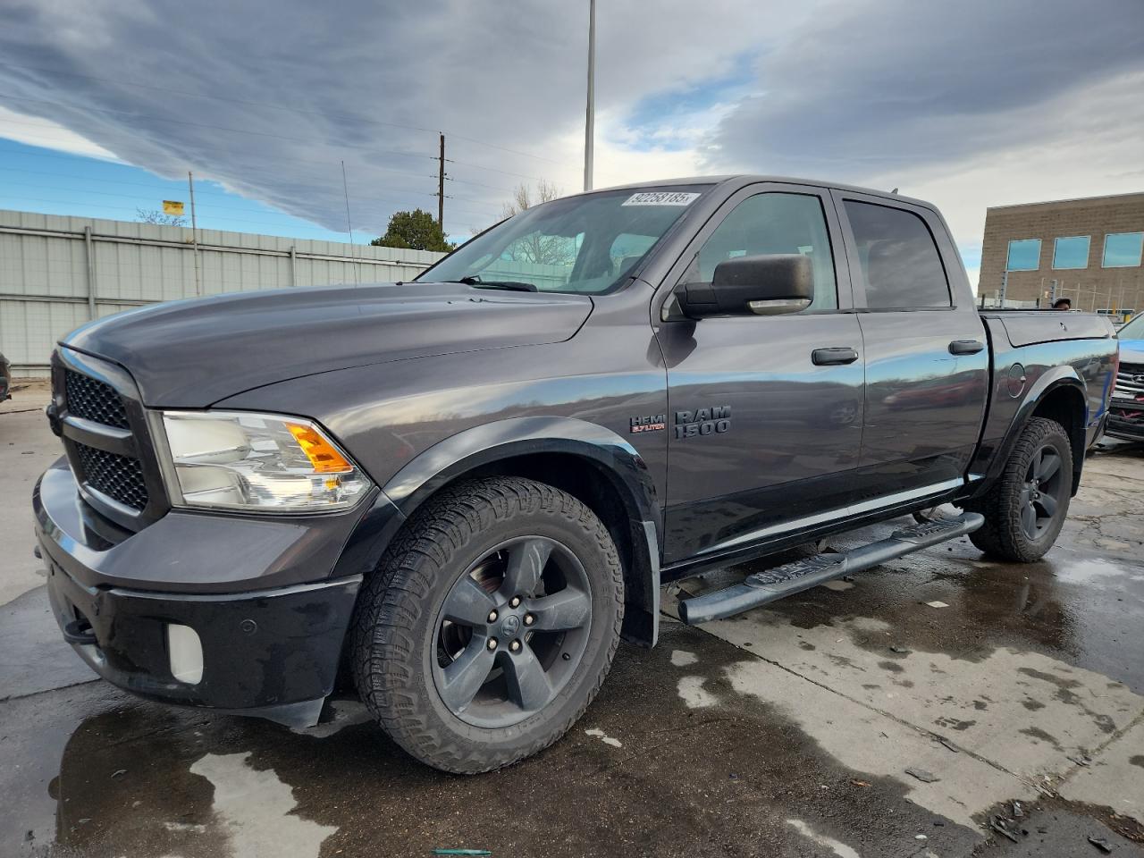 RAM 1500 SLT