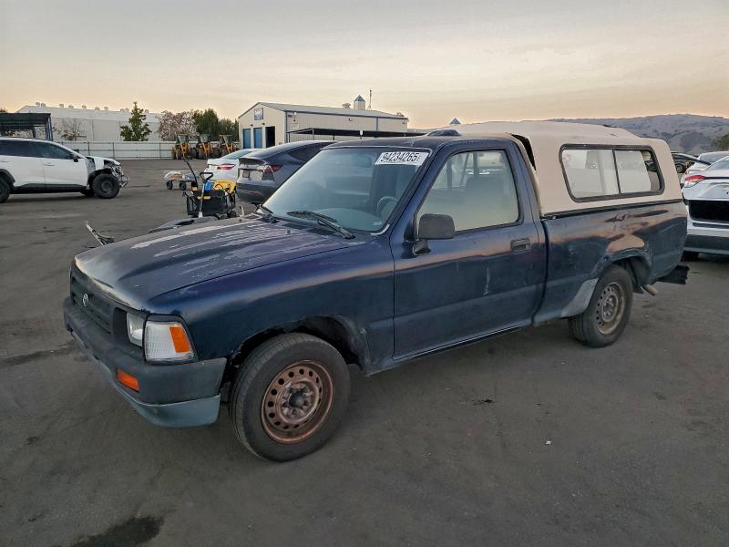 TOYOTA PICKUP 1/2