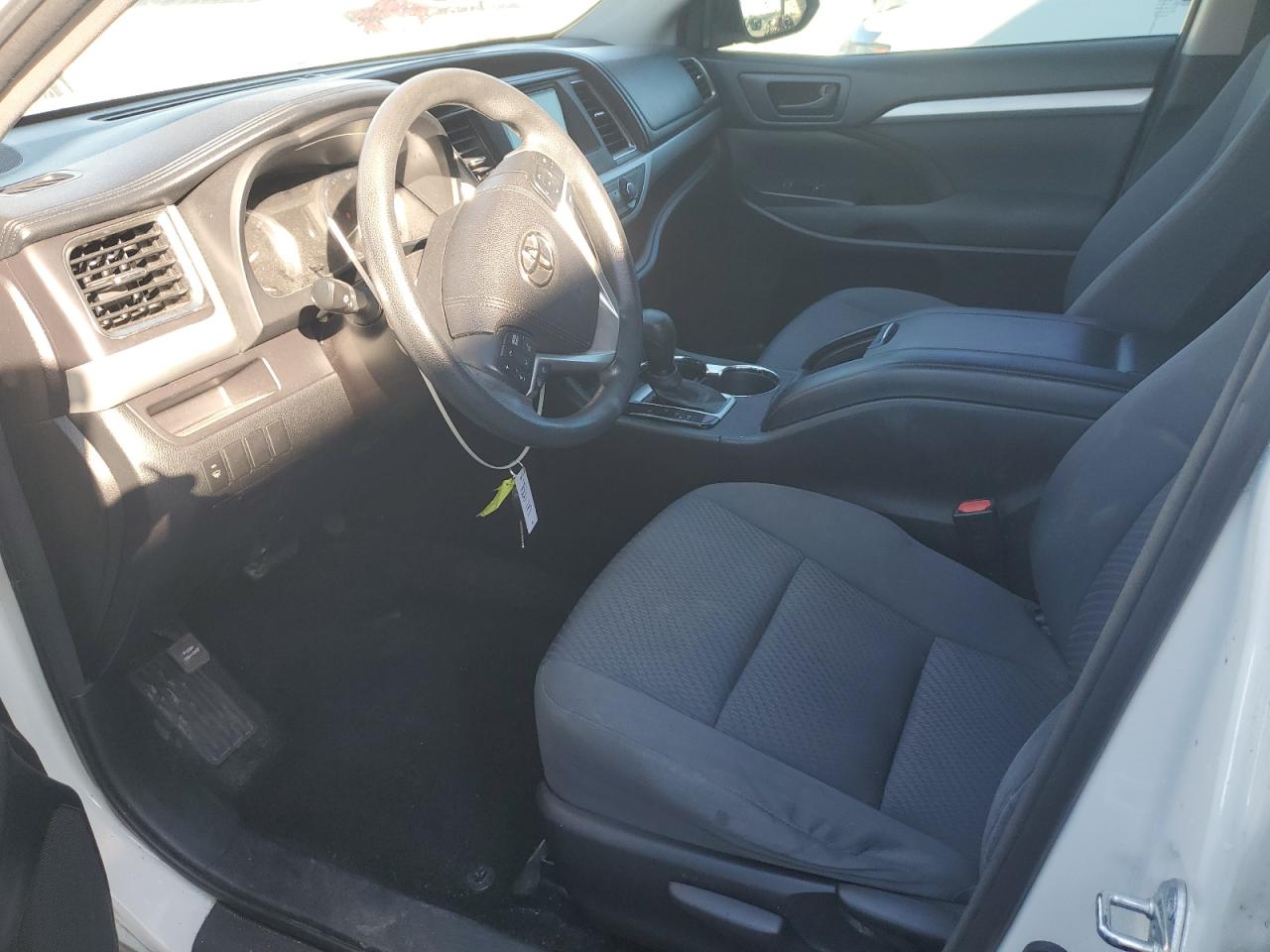 TOYOTA HIGHLANDER LE