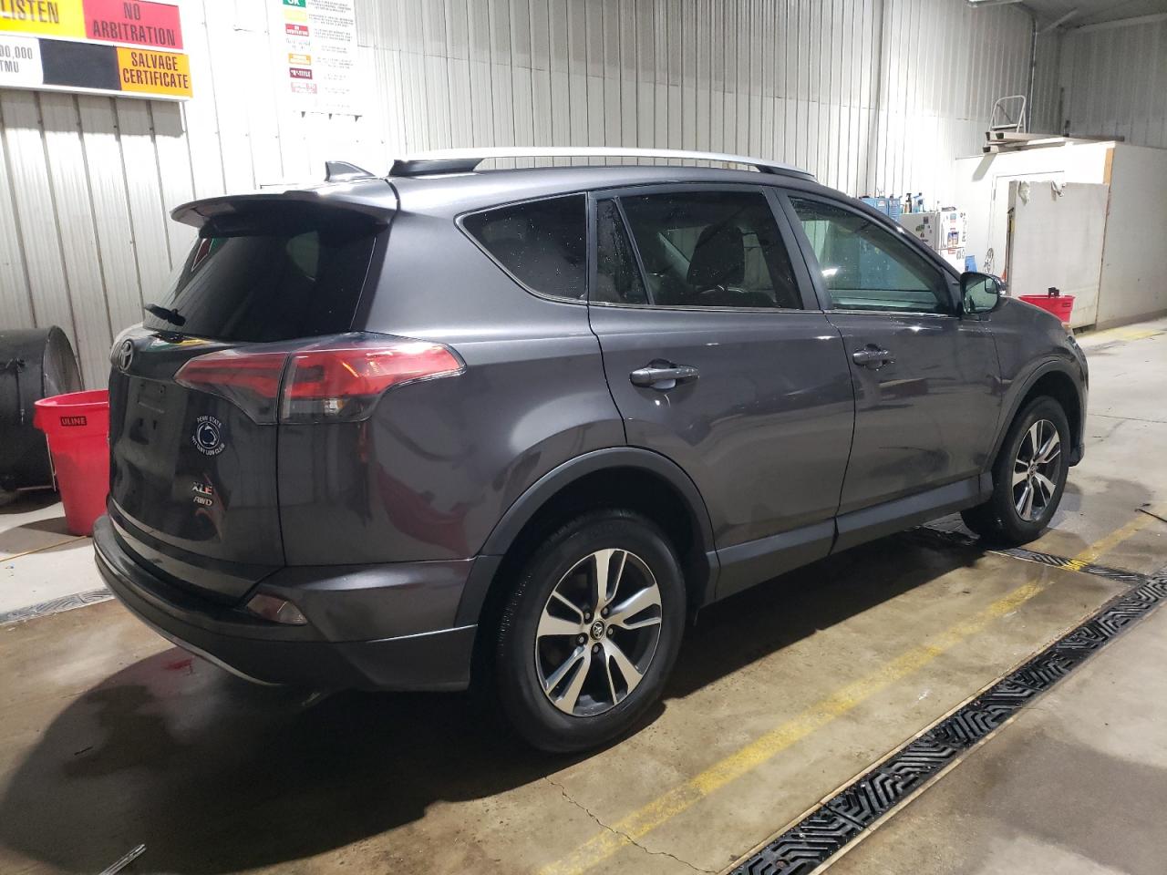 TOYOTA RAV4 XLE
