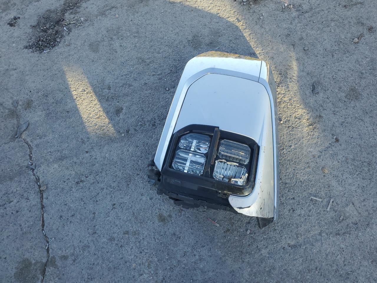 MITSUBISHI OUTLANDER SE