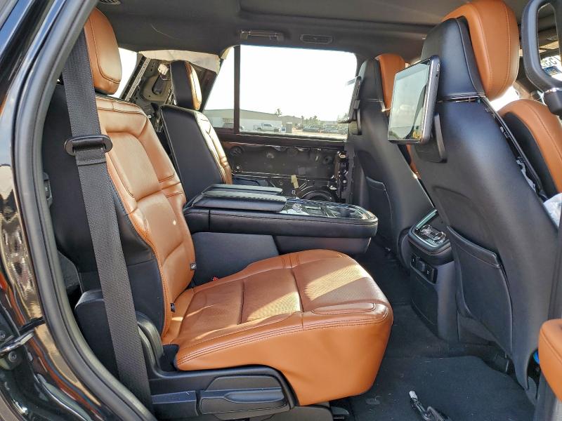 2021 LINCOLN NAVIGATOR #3297197490