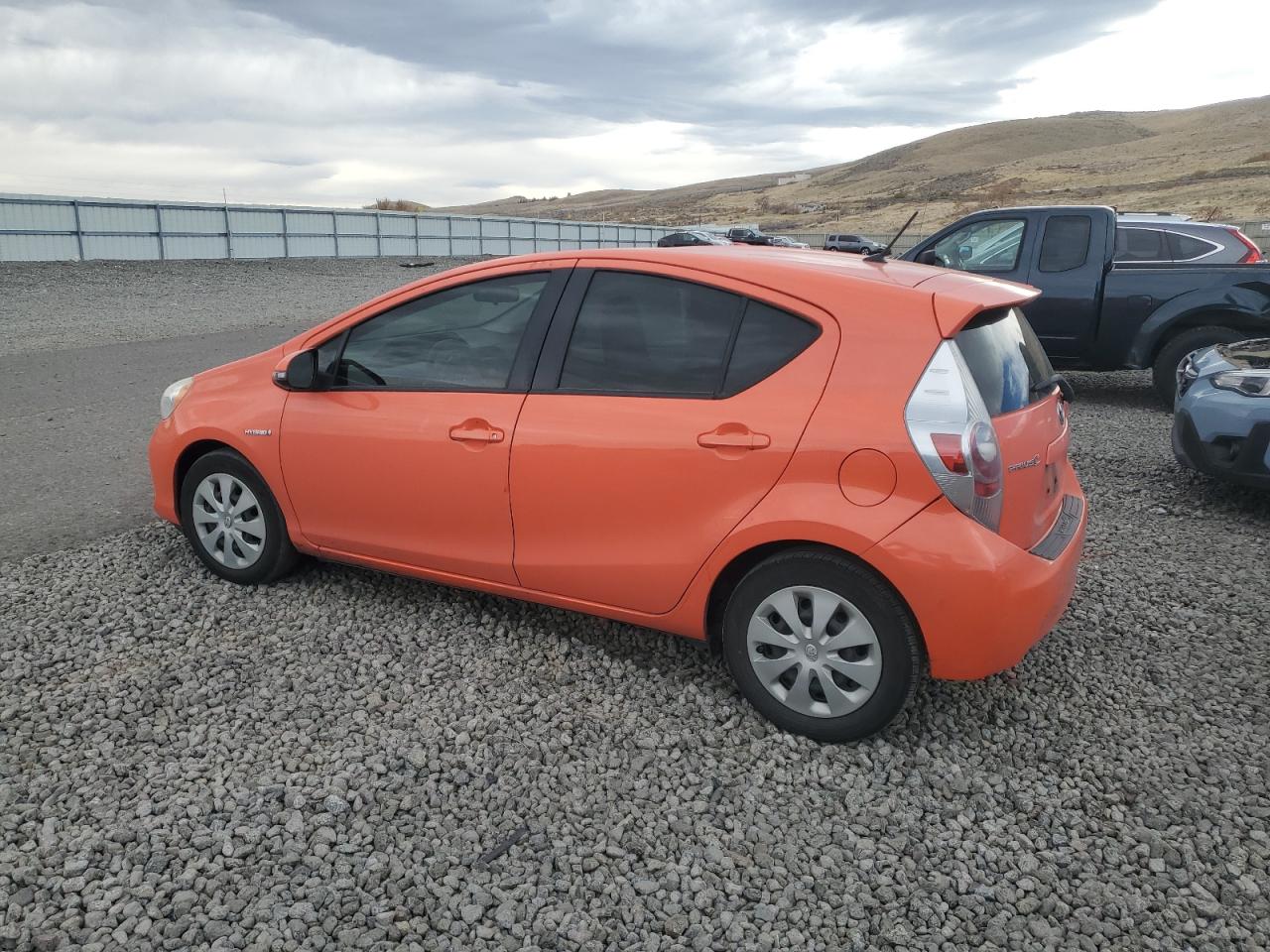 TOYOTA PRIUS C