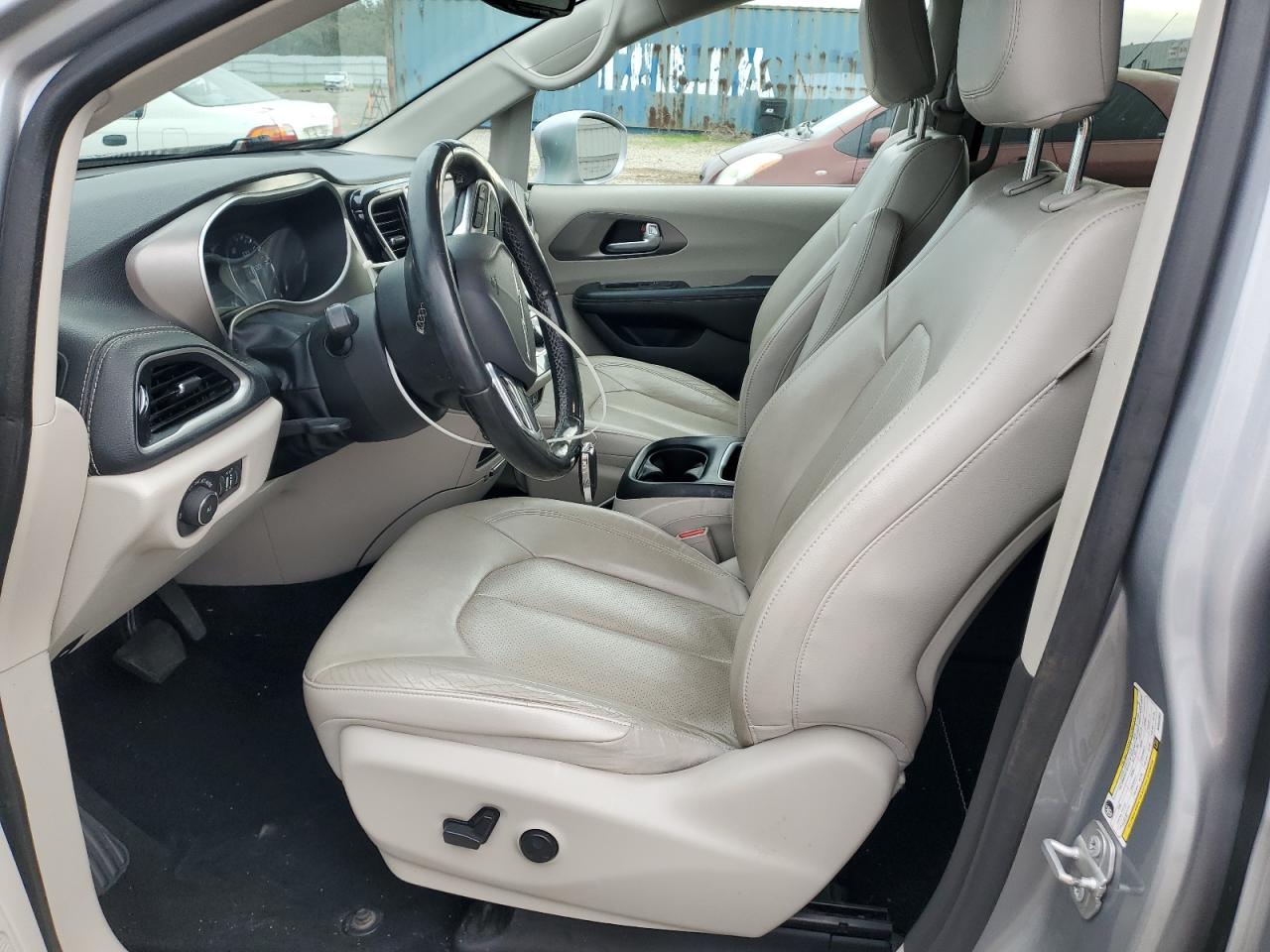 CHRYSLER PACIFICA TOURING L