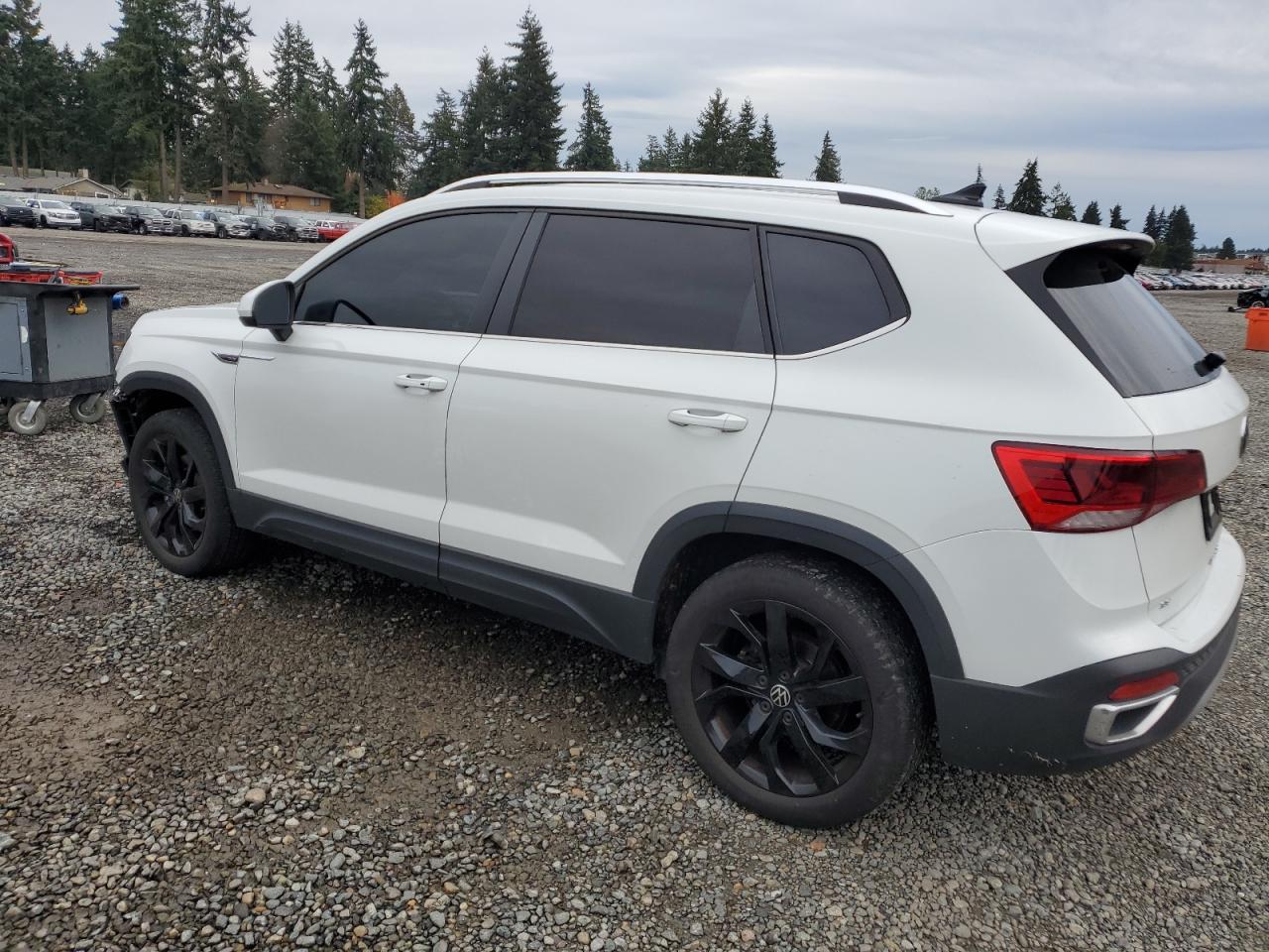 VOLKSWAGEN TAOS SE IQ DRIVE