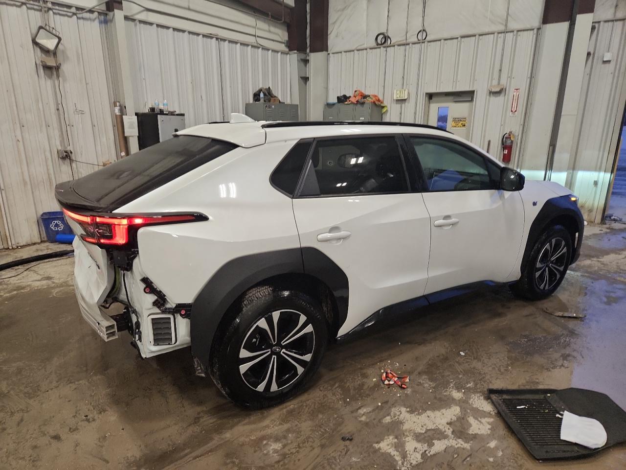 SUBARU SOLTERRA PREMIUM