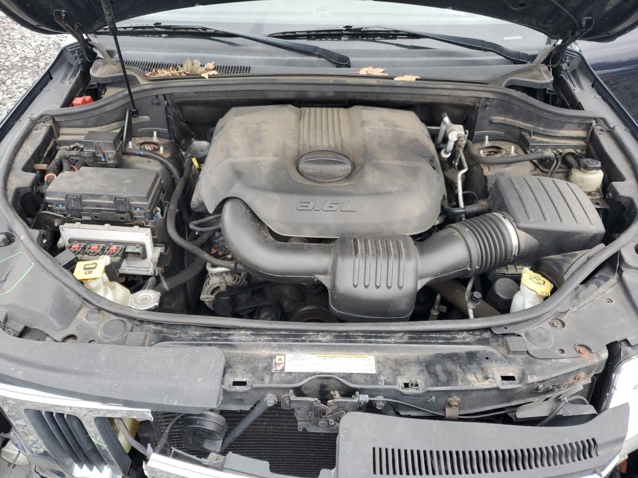 JEEP GRAND CHEROKEE LAREDO