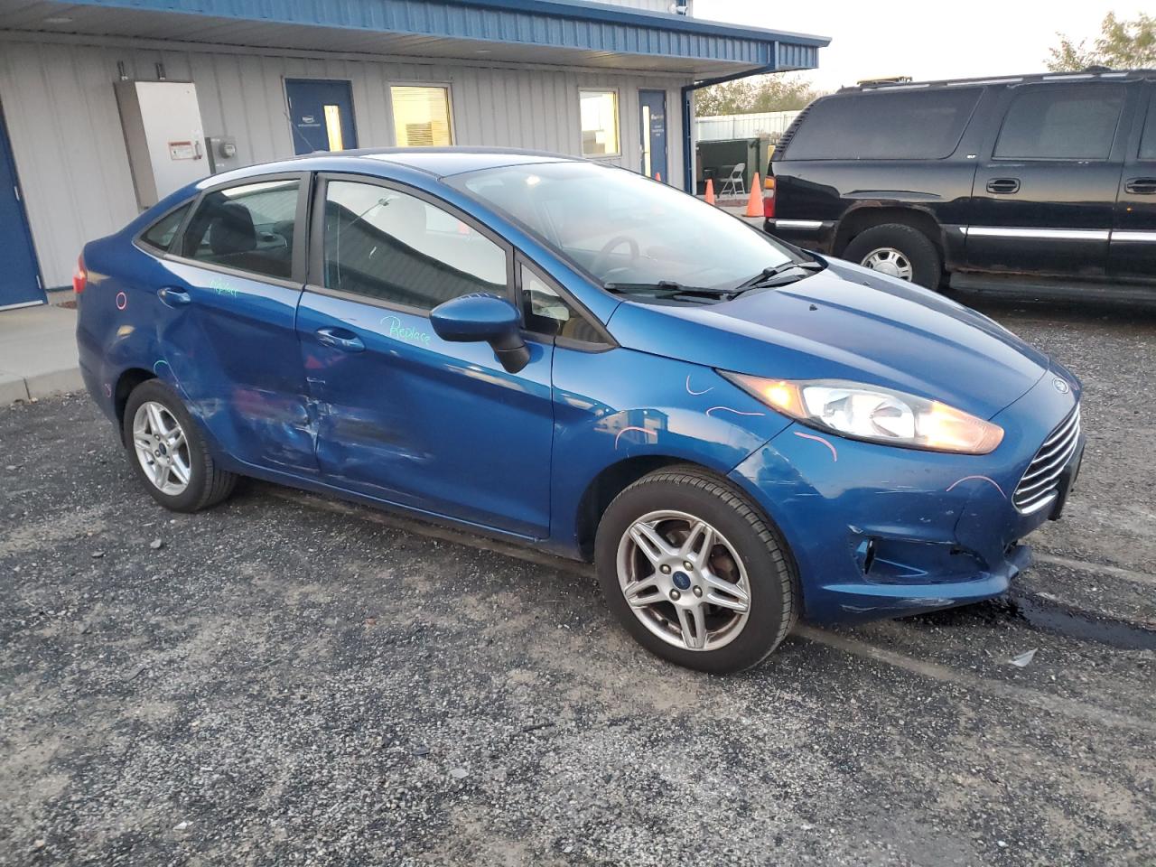 Lot #3312226113 2019 FORD FIESTA SE