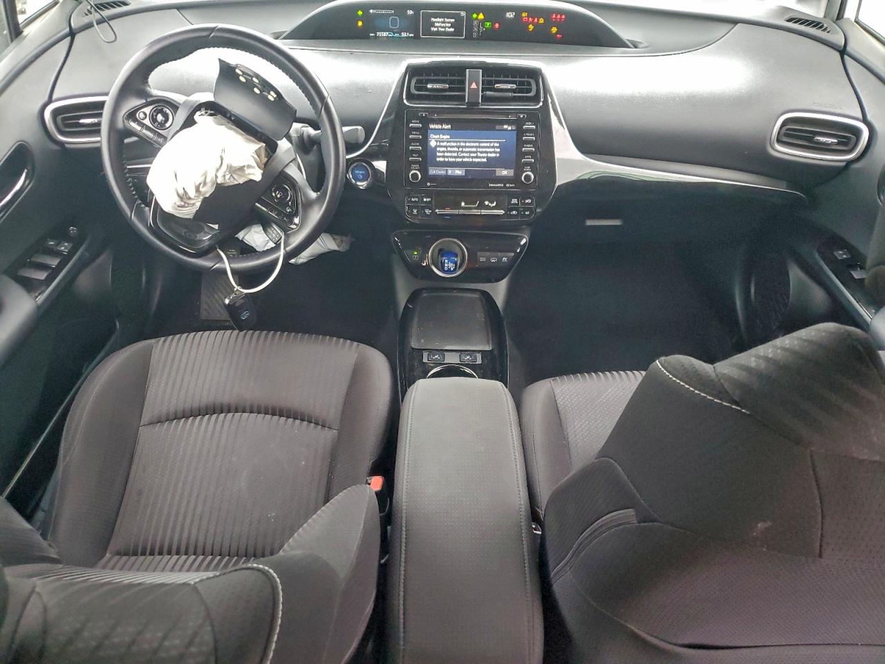 TOYOTA PRIUS PRIME LE