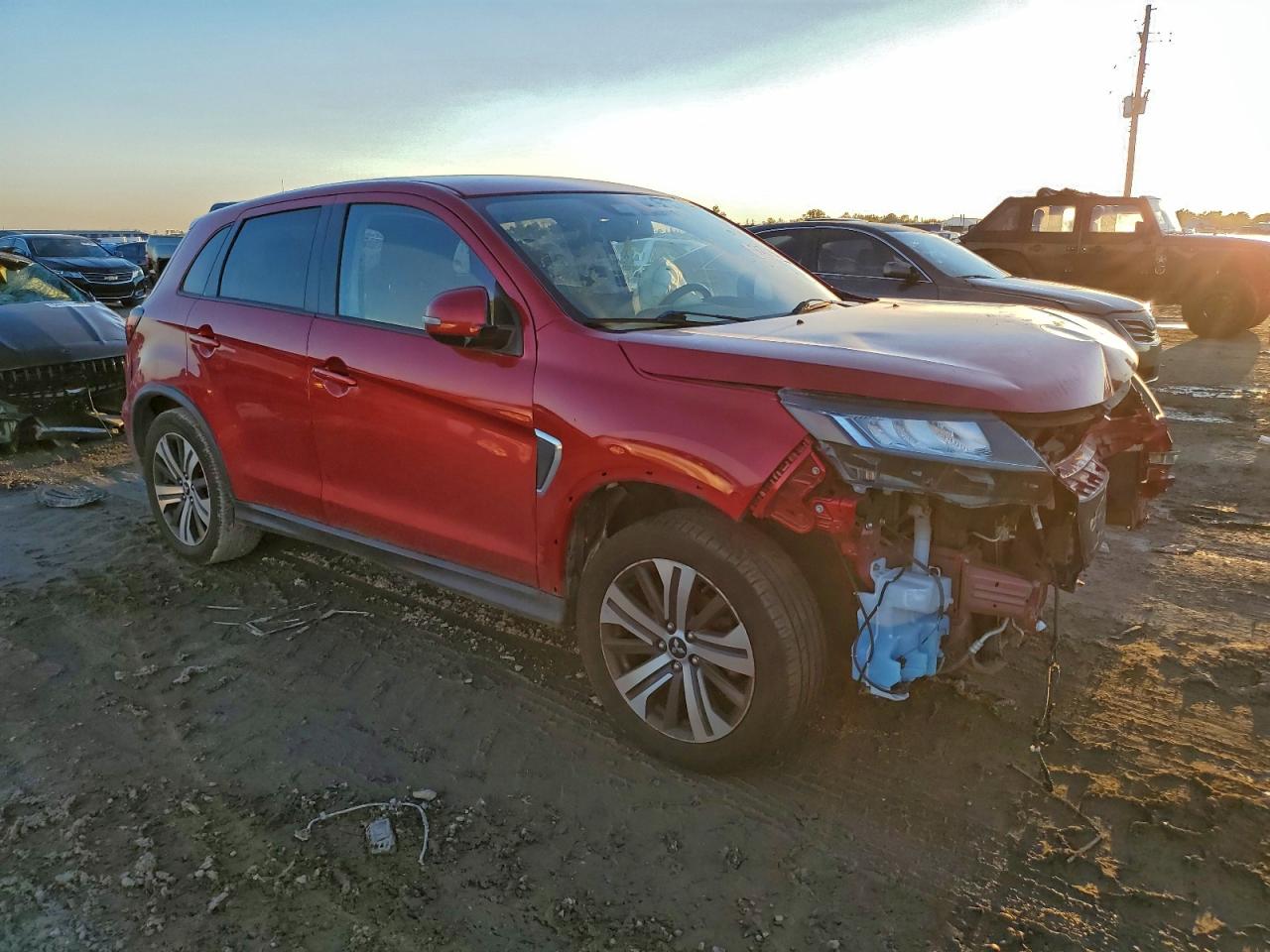 MITSUBISHI OUTLANDER ES