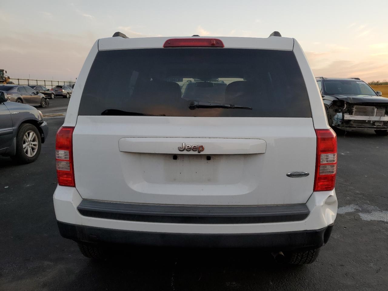 Lot #3279483295 2017 JEEP PATRIOT LA