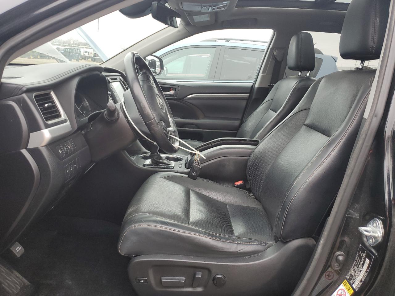 TOYOTA HIGHLANDER LIMITED