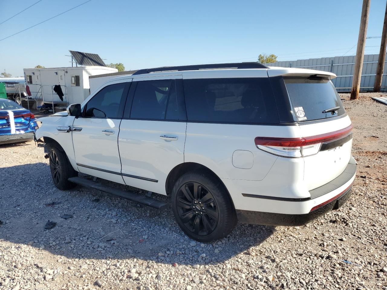 LINCOLN NAVIGATOR RESERVE