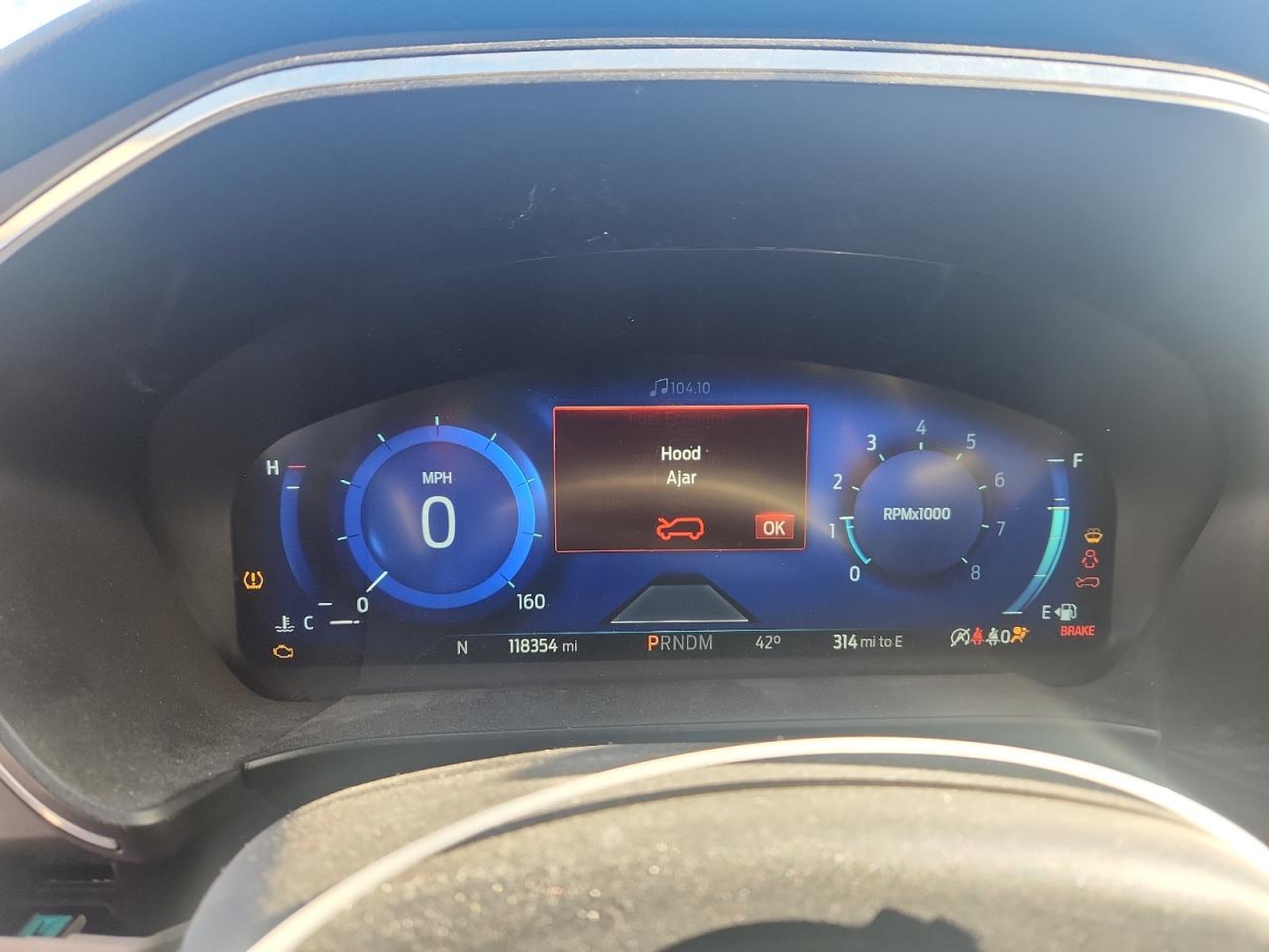 FORD ESCAPE TITANIUM