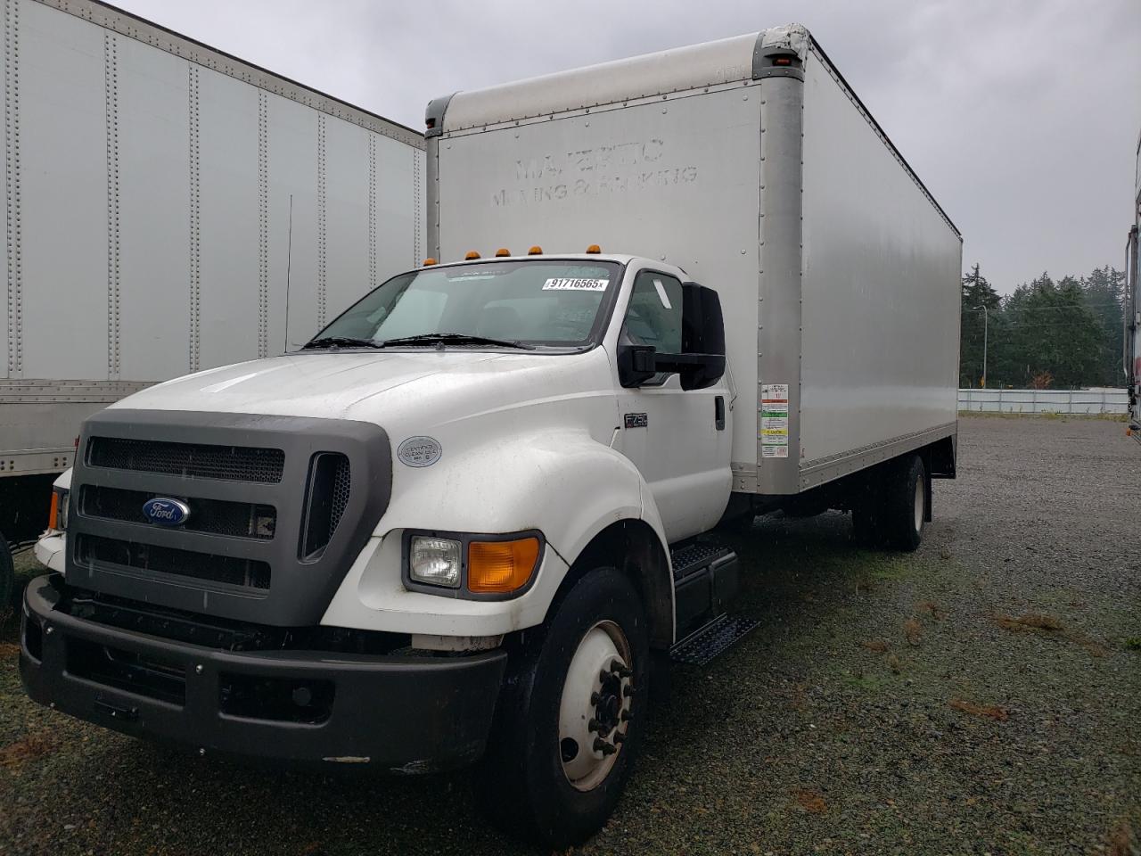 FORD F-750 SUPER DUTY